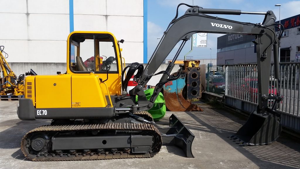 Miniexcavadora VOLVO EC70