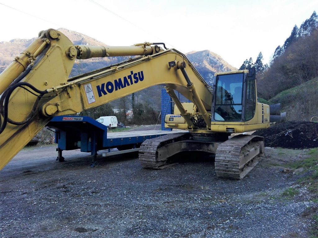 Retroexcavadora KOMATSU PC340NLC-6K